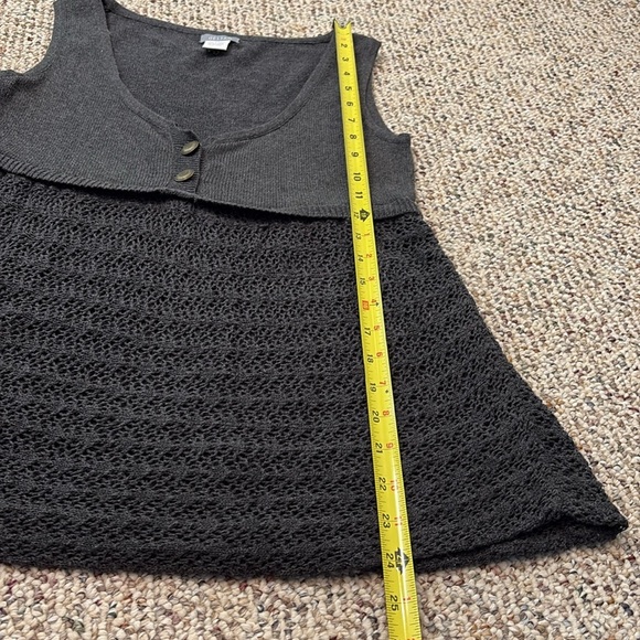 Delia’s Gray Knit Babydoll Top With Empire Waist. Medium - Picture 8 of 9